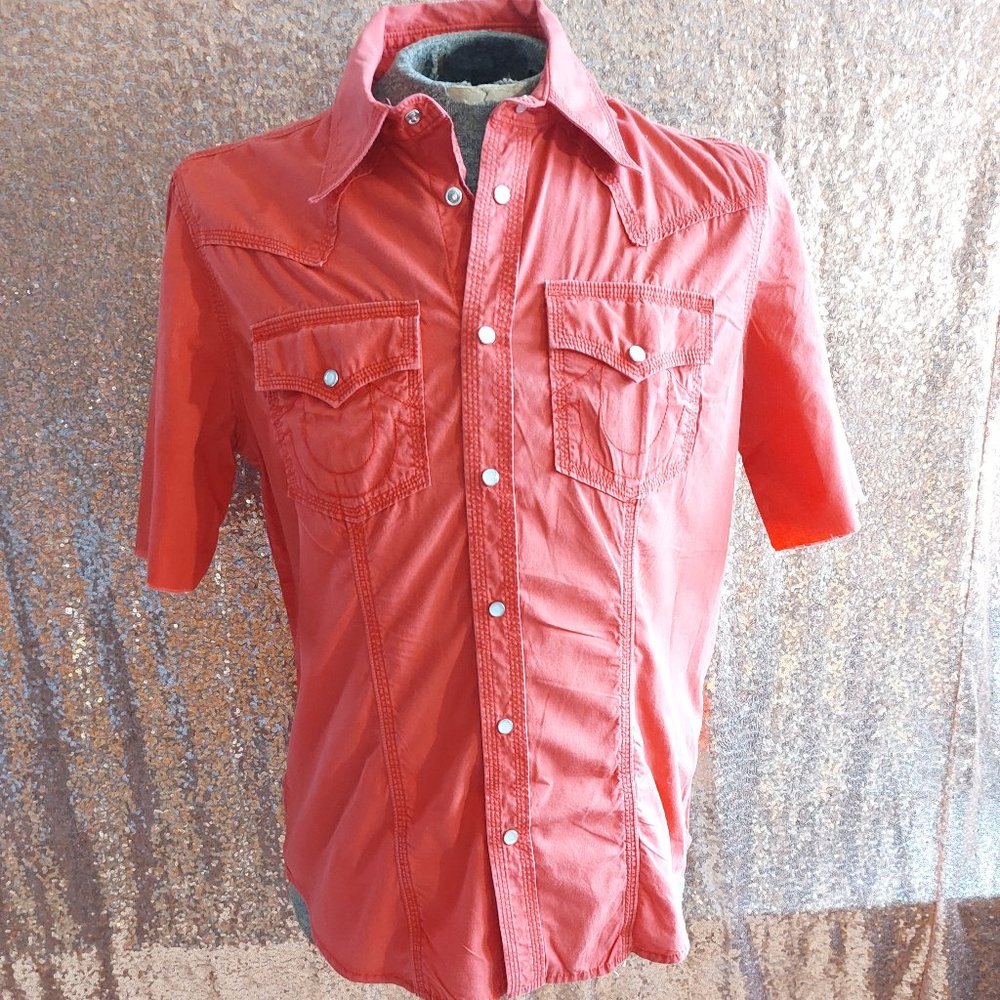 True Religion Men's Red Buttons Up Distressed Short Sleeve Shirt Size: M